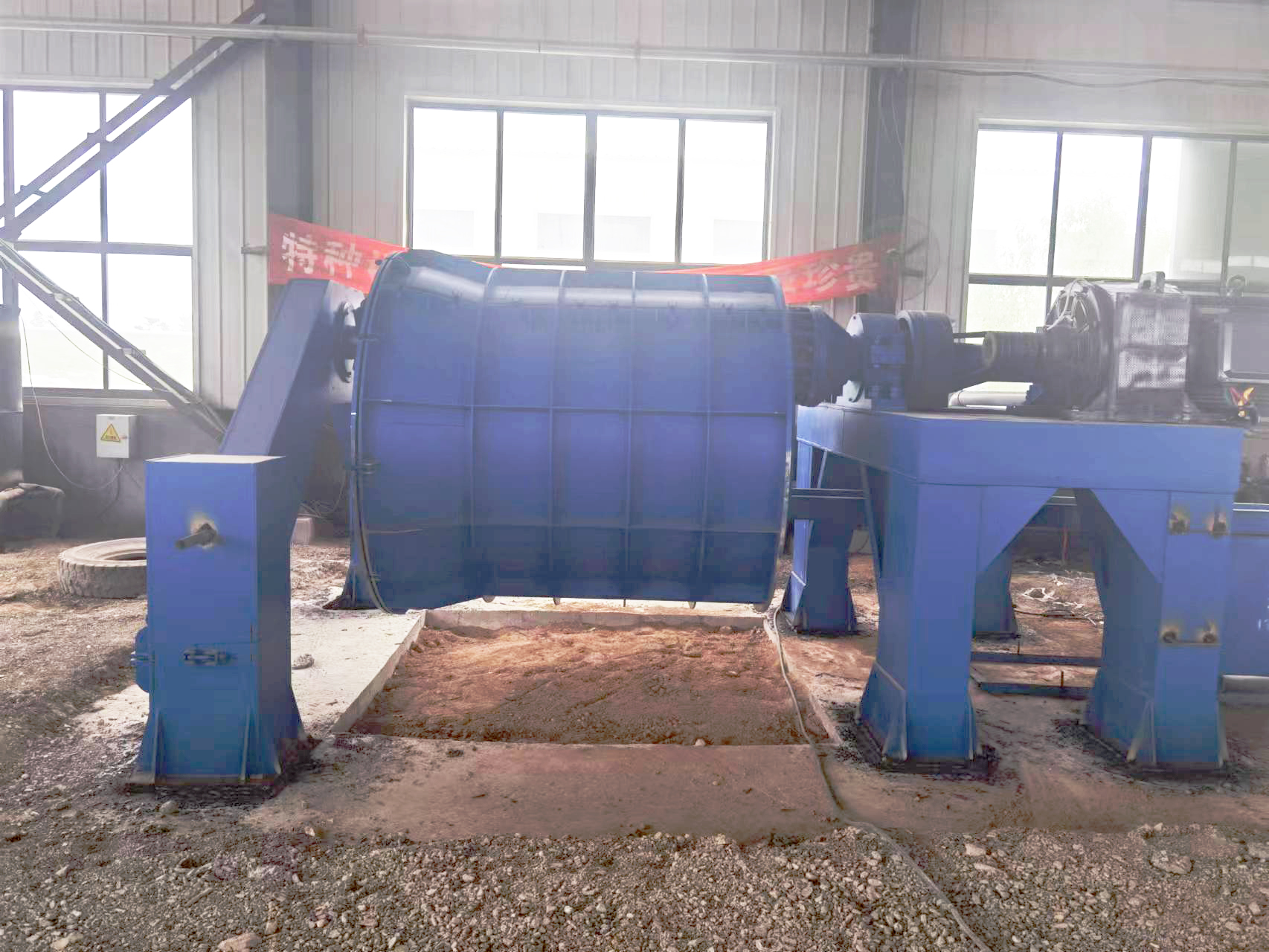 懸輥式水泥制管機